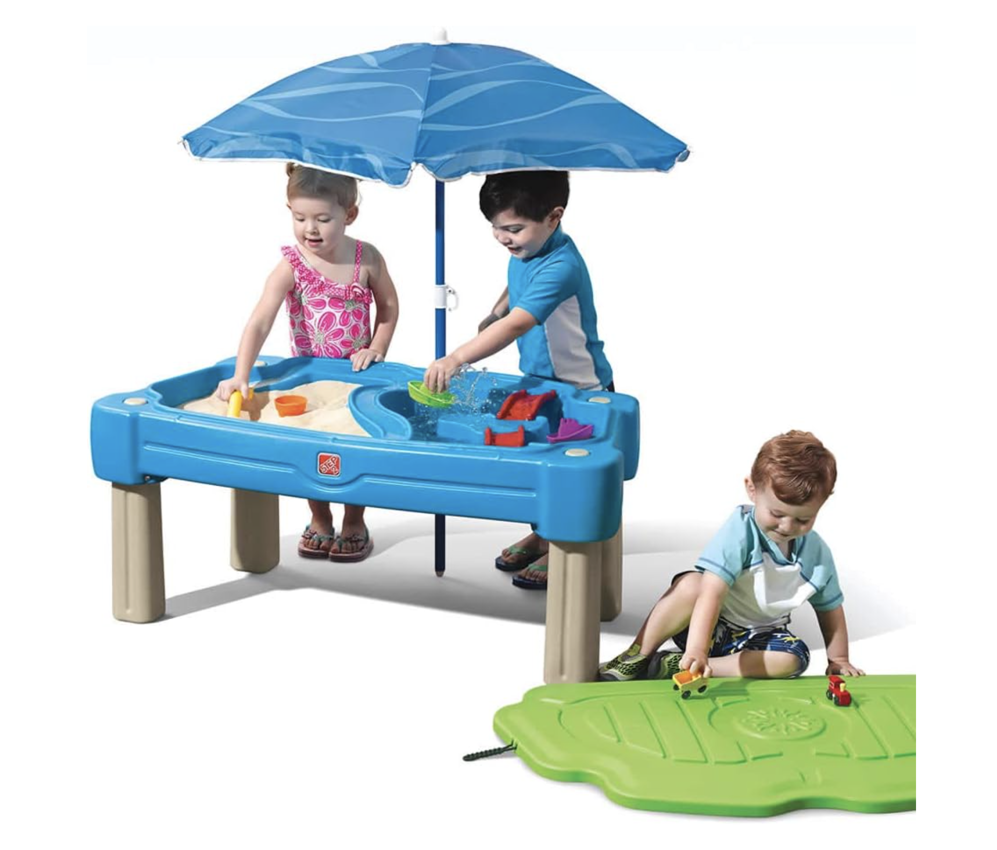 Sand and water table with cascading features for interactive play